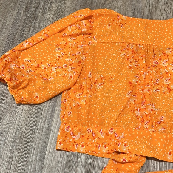 Joie Floral Button Up Crop Top With Tie Front - Picture 10 of 15